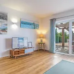 别墅 Home- Two Bedroom *