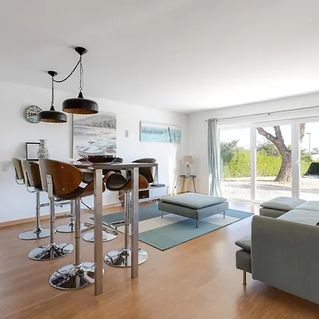 Home- Two Bedroom * Luz