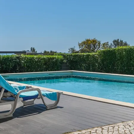 Villa Home- Two Bedroom Luz